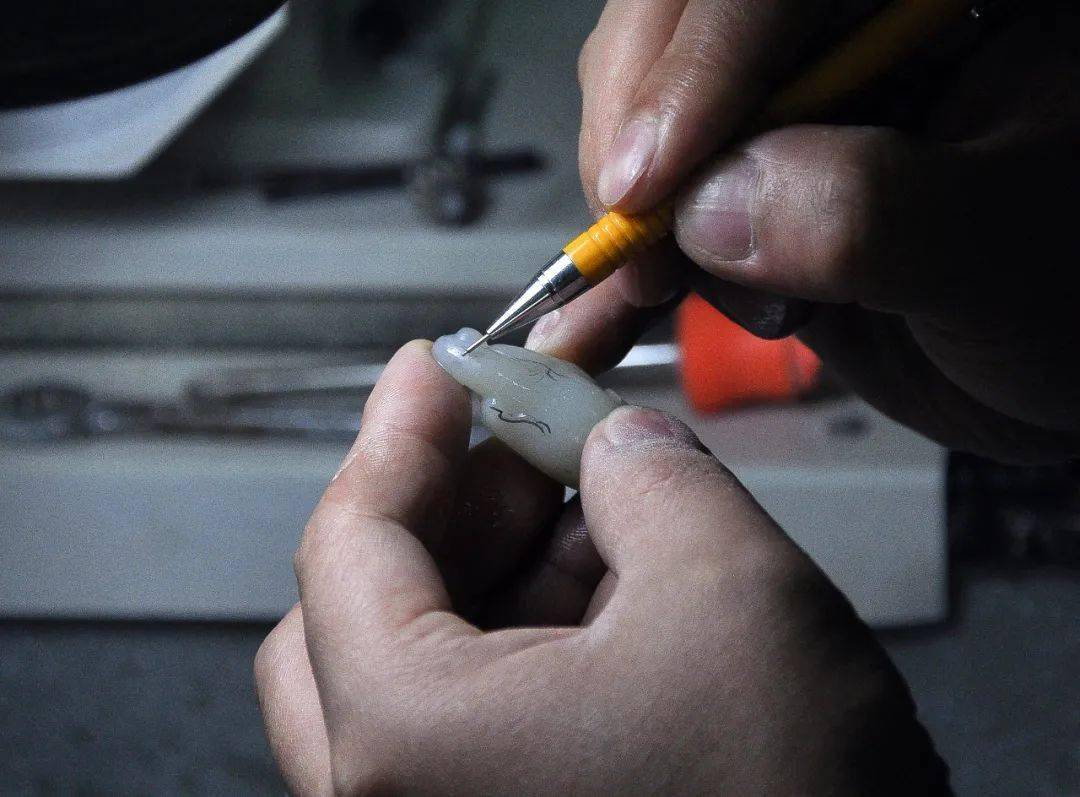 玉石利益链，谁赚的钱最多？  第7张