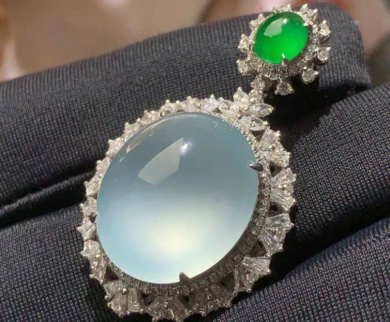 翡翠的十大“价值观”，每一条都是必买的理由！  第2张