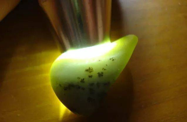 这些鬼话千万别信！特别是玉石界这八大鬼话  第3张