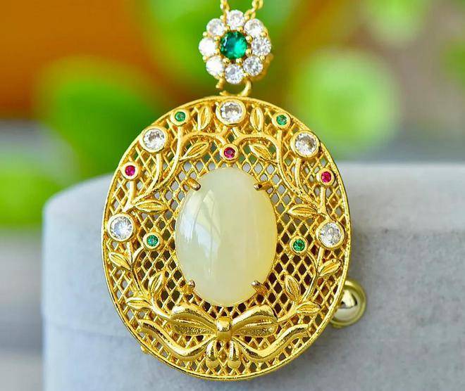 真的是好玉不镶吗?那“金镶玉”就没有可取之处了?  第5张