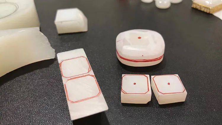 挑选和田玉时不了解工艺怎么能行?  第3张