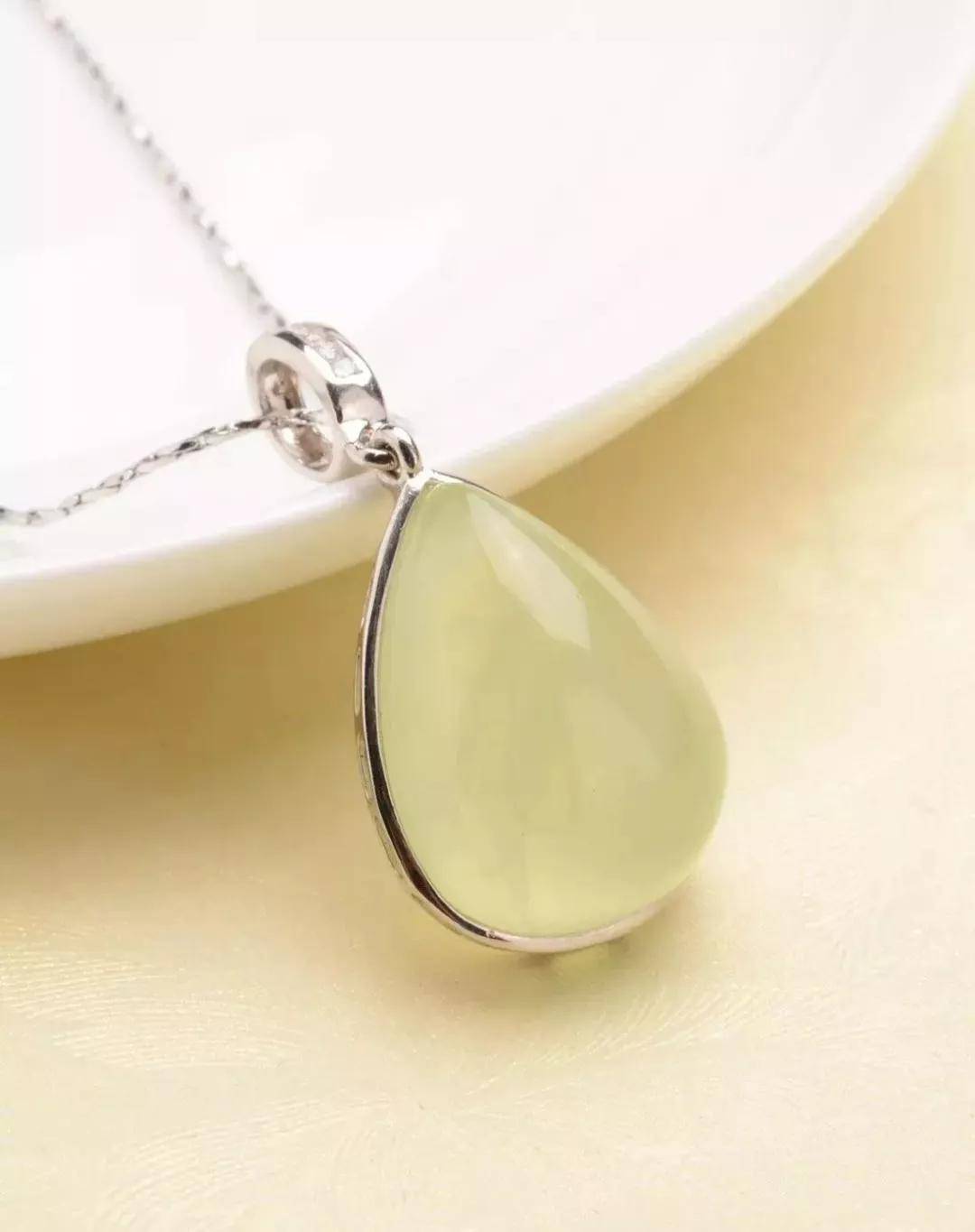 吊坠都爱做成水滴型？是什么原因呢？  第6张