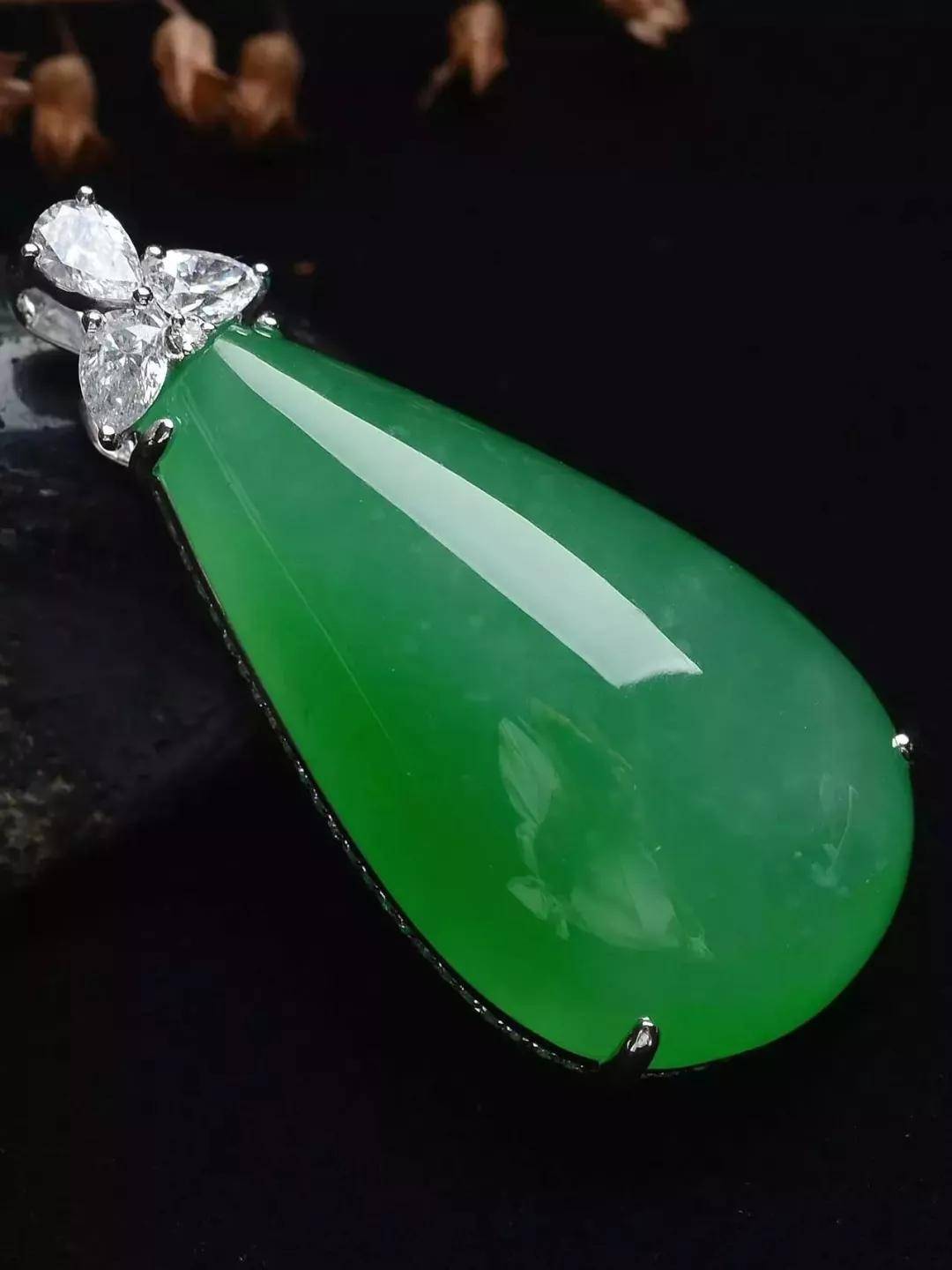 吊坠都爱做成水滴型？是什么原因呢？  第4张