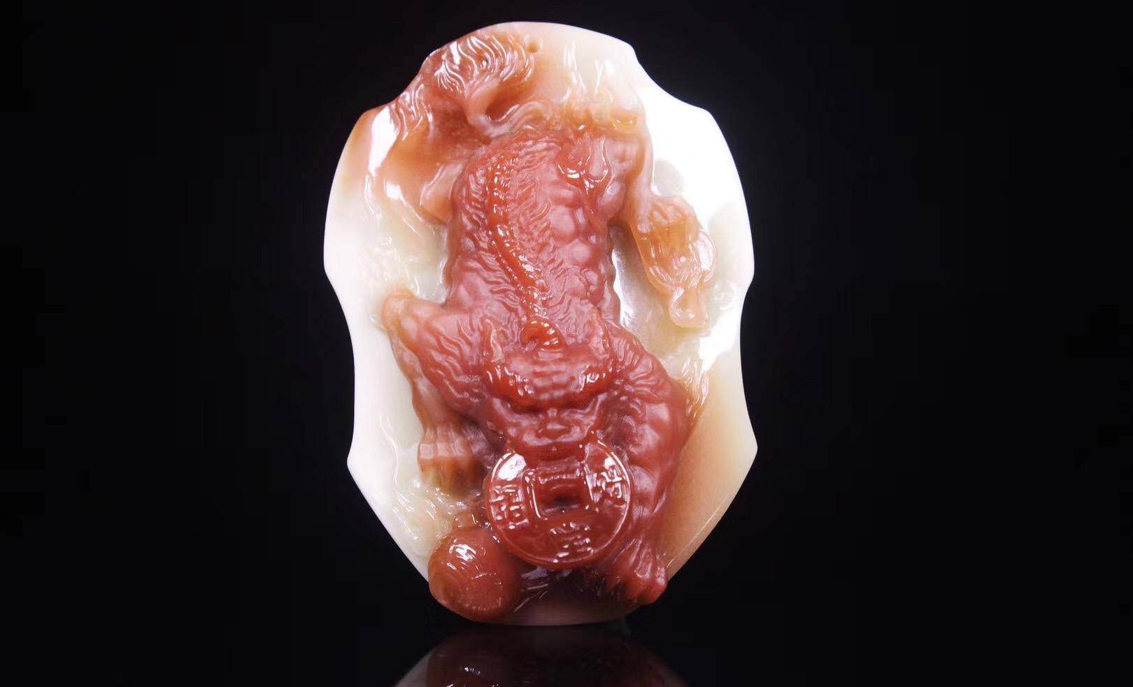 阿拉善玛瑙不愧为沙漠精灵，用它来做雕刻简直就是一场视觉盛宴  第8张