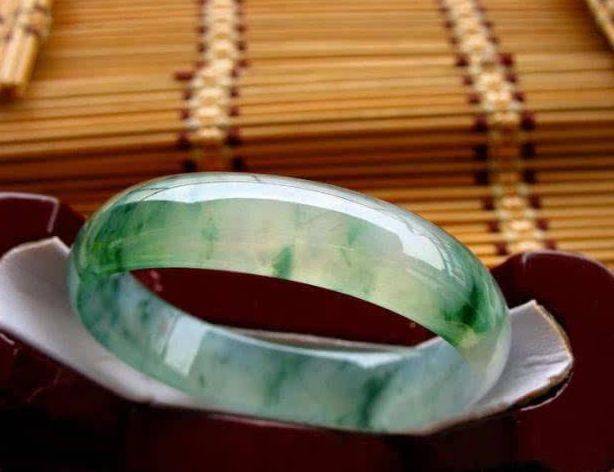 翡翠中有这样的金丝，价格立马翻几倍！  第10张