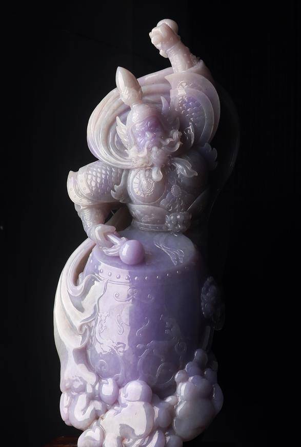 紫罗兰翡翠玉石雕刻的战鼓，为何差异那么大？  第5张
