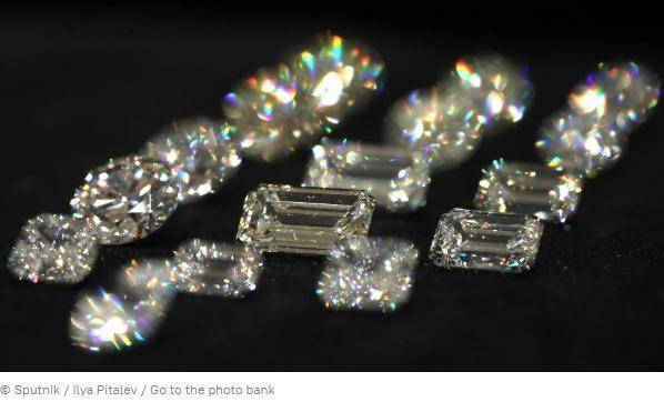 俄罗斯钻石真的是血钻吗?西方欲将俄钻石列为“血钻”  第2张