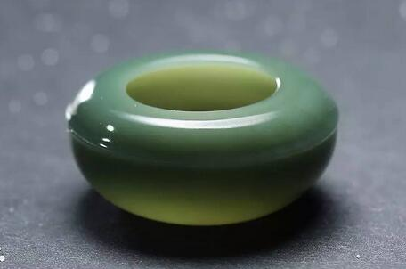 市场上哪些和田玉比较受欢迎?  第5张