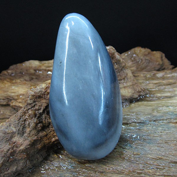 市场上哪些和田玉比较受欢迎?  第7张