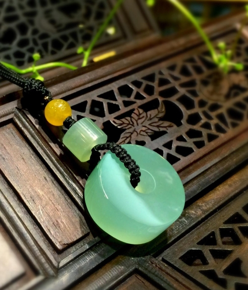 缅甸翡翠玉石，在收藏榜稳居不下，保养的误区甚至有90%人中招!  第5张