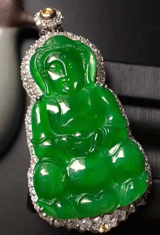 翡翠玉石珠宝无贵贱，喜欢戴的开心就好！  第10张