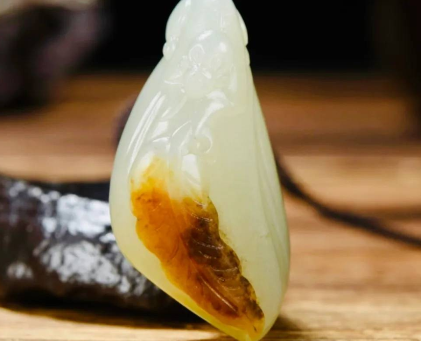 文玩寒冬，和田玉价格却不降反升！原因何在？  第2张