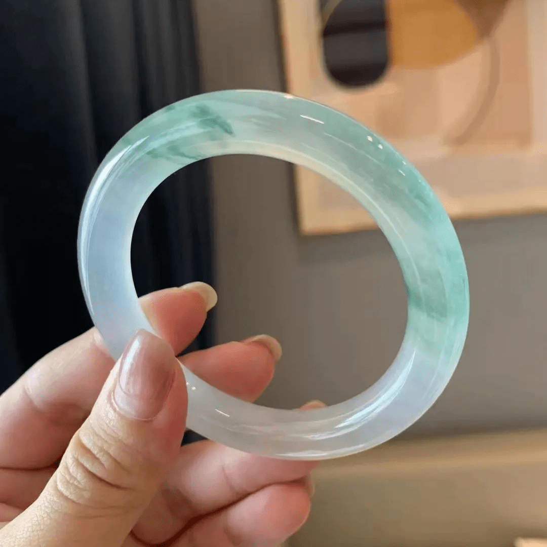 手镯的正圈镯与圆条镯，有啥区别？  第3张