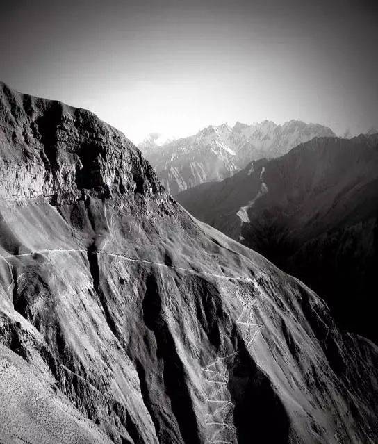 堪比籽料的黑山料，它的价值如何？  第2张