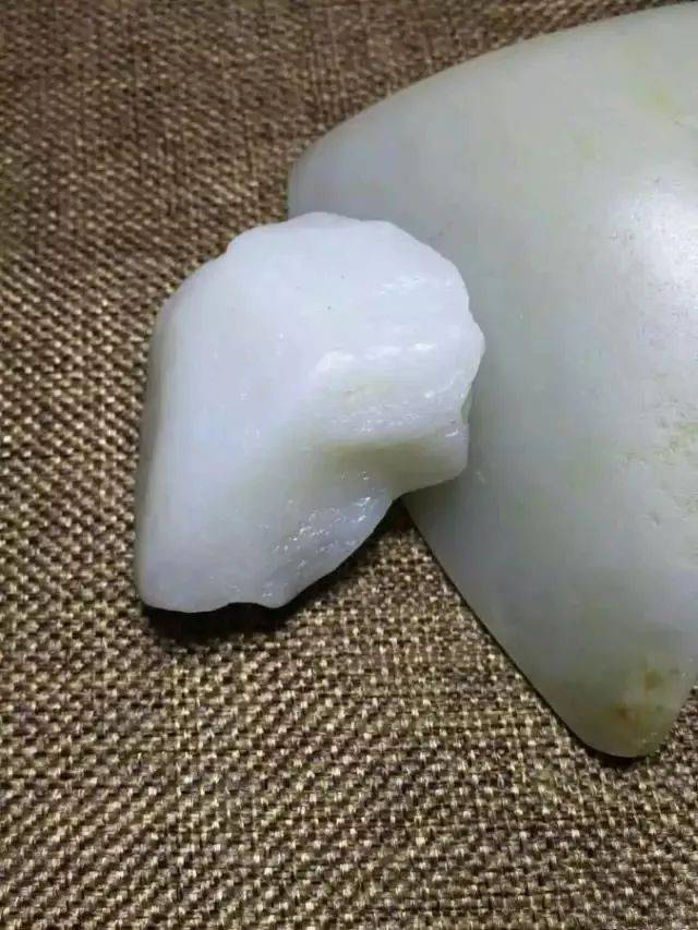 堪比籽料的黑山料，它的价值如何？  第10张