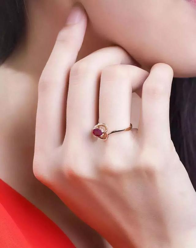 戒托价格高会不会不划算？错！贪便宜毁手毁宝石！  第8张