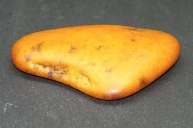 【和田玉】美玉三大典范：碧玉、墨玉、黄玉  第2张