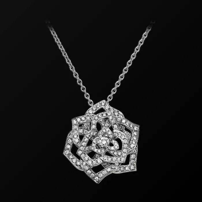 你知道珠宝收藏品是如何在典当行中交易的吗?  第5张