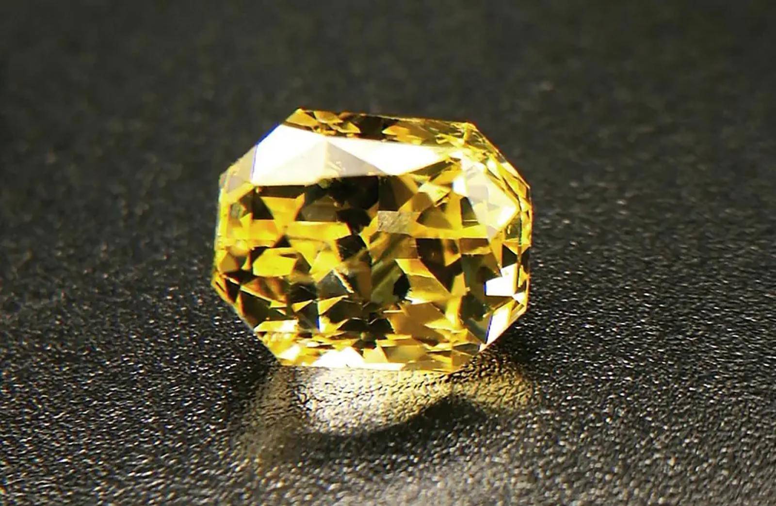 什么切工的宝石，看起来更亮、更美？  第1张