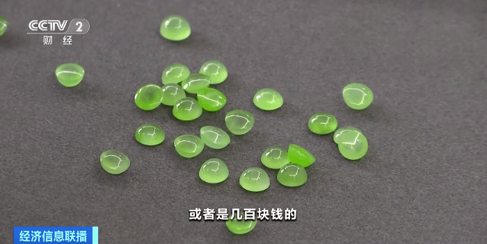 翡翠市场回暖：线上线下销量持续攀升，高品质翡翠价格翻番  第15张