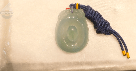 满世界都在说翡翠价格大涨，昆明行情怎么样？  第13张